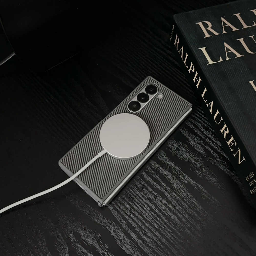 CarbonSkin Z Fold 7 – Ultra-Thin MagSafe Matte Armor